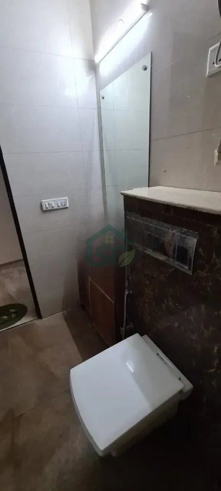 Inn of Dreams girl's PG in Roop Nagar, Delhi — property photo 2