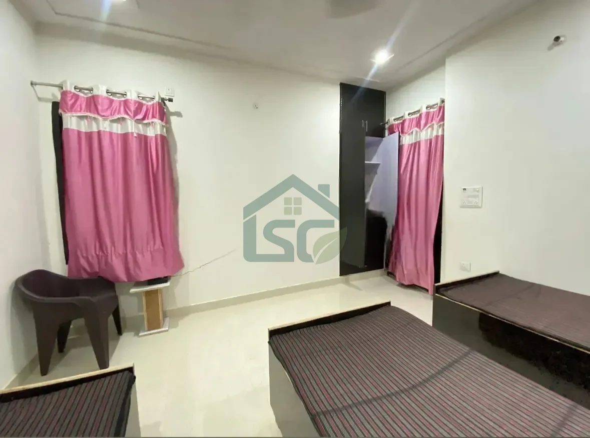 New Boys PG in Paschim Vihar, Delhi — property photo 1