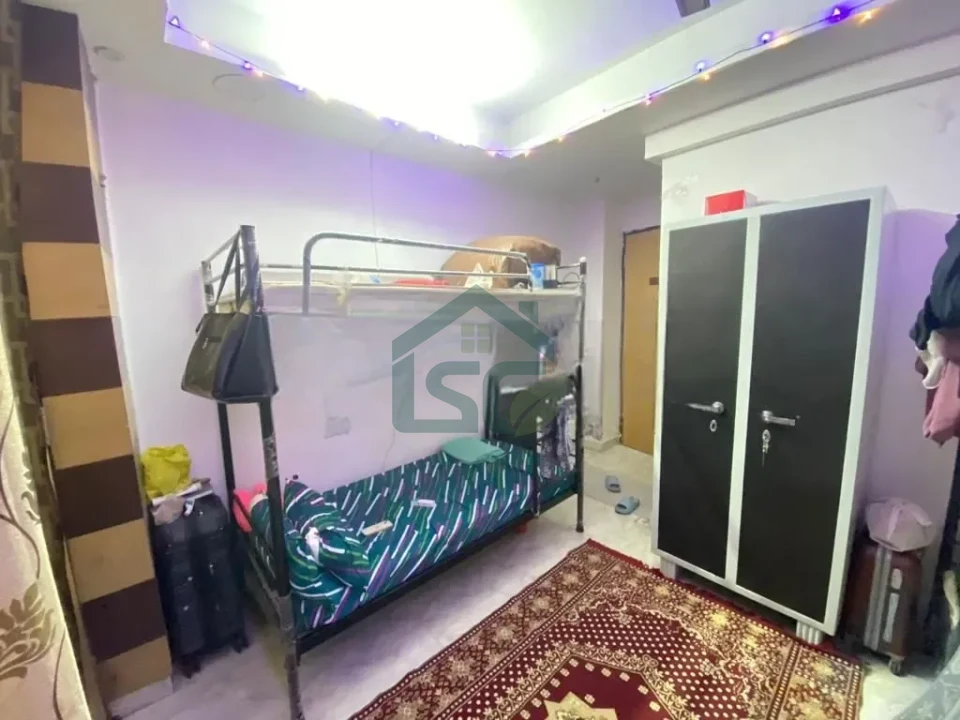 Spring Girls Hostel in Okhla, Delhi — property photo 2
