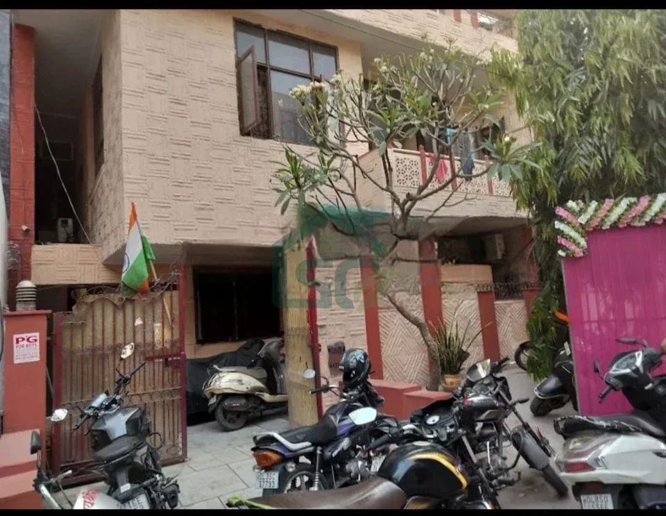 At Rao PG, Sector 19, Noida
