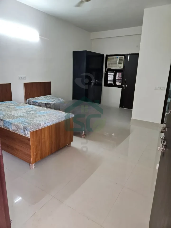 Elite rooms in Sector 22, Gurugram — property photo 2