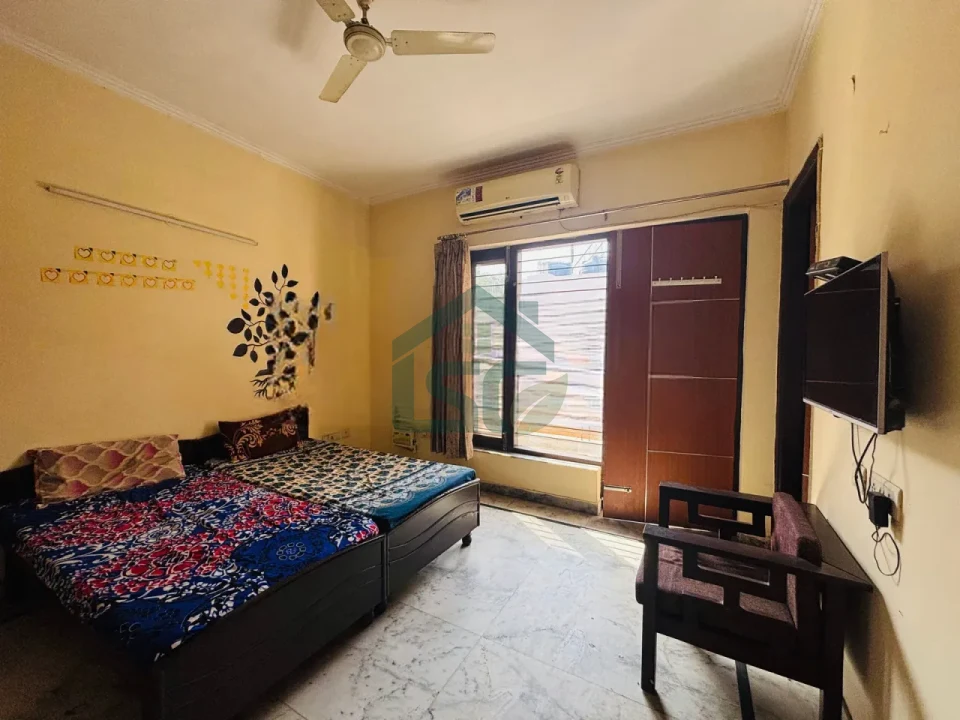 The core girl PG in Sector 44, Gurugram — property photo 3