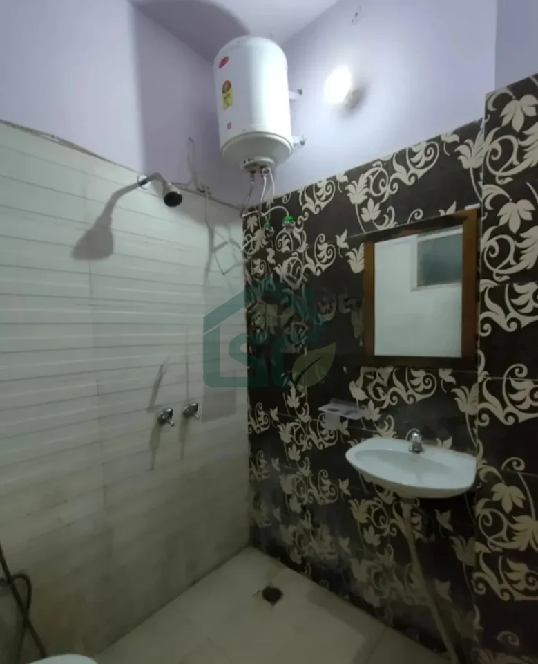 Excellent PG in Sector 69, Gurugram — property photo 5