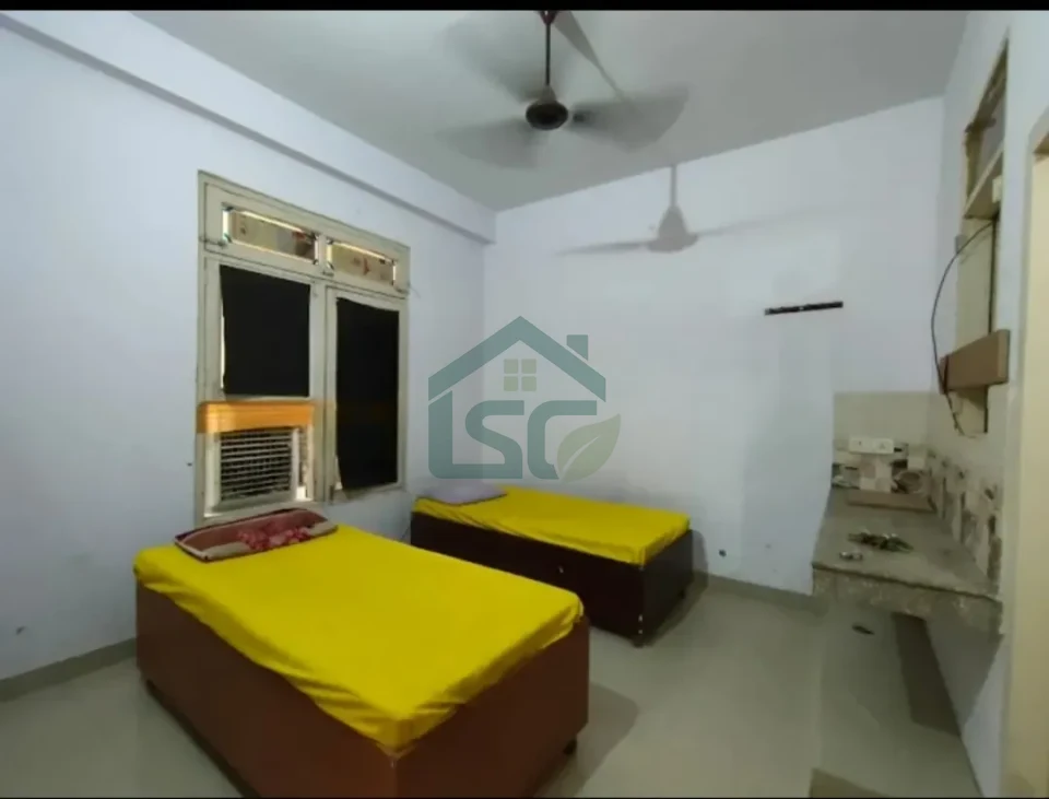 Excellent PG in Sector 69, Gurugram — property photo 1