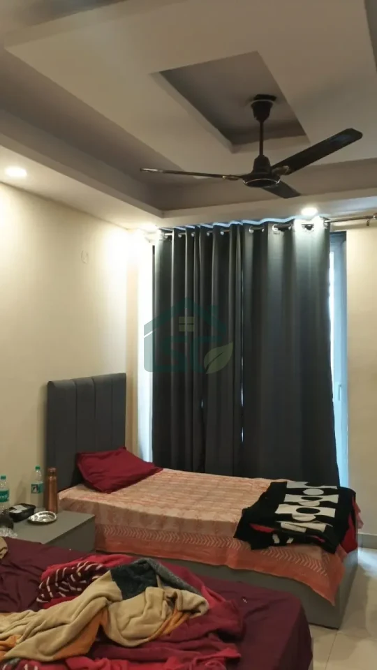 PG for Boys & Girls gurgaon in Sector 38, Gurugram — property photo 3