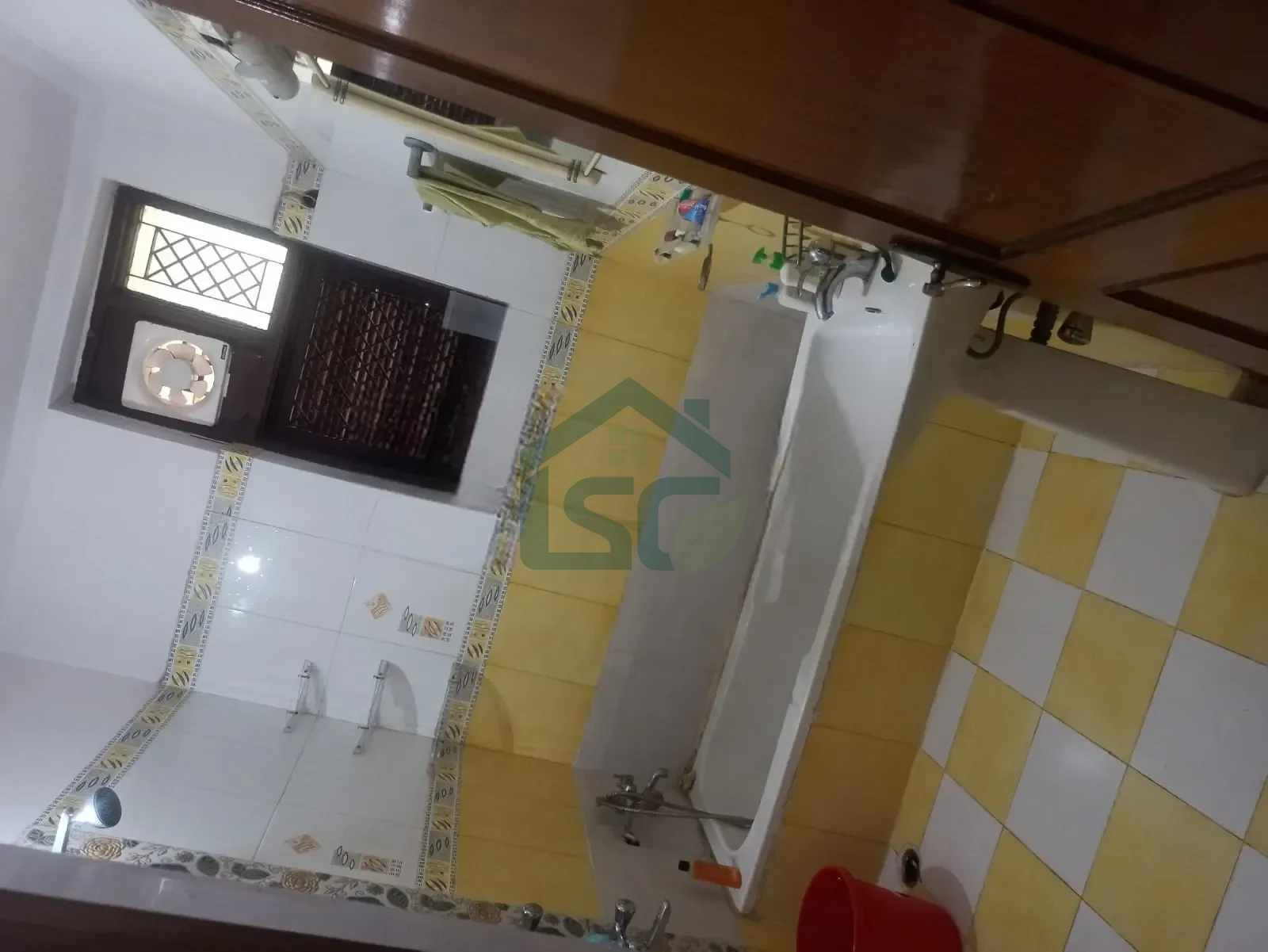 PG for Boys & Girls gurgaon in Sector 38, Gurugram — property photo 1