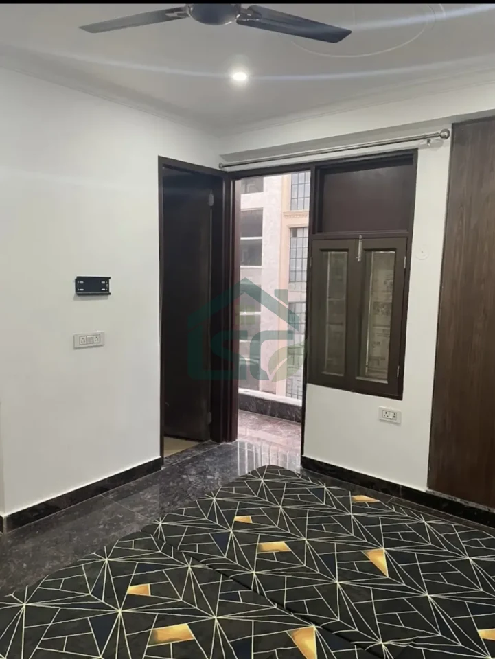Story House 1 RK Fully Furnished in DLF Phase IV, Gurugram — property photo 2