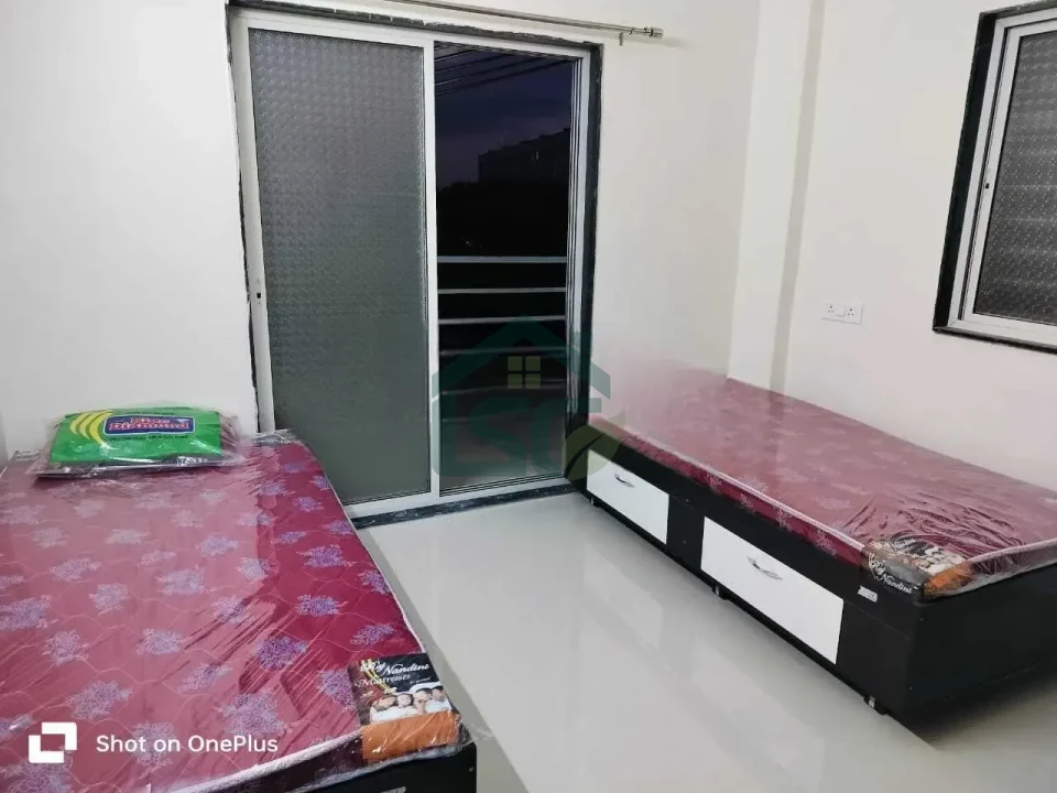 JPS Palace Girls PG in Sector 126, Noida — property photo 3