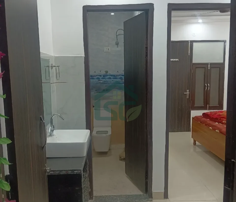 Aman PG in Kakrola, Delhi — property photo 5