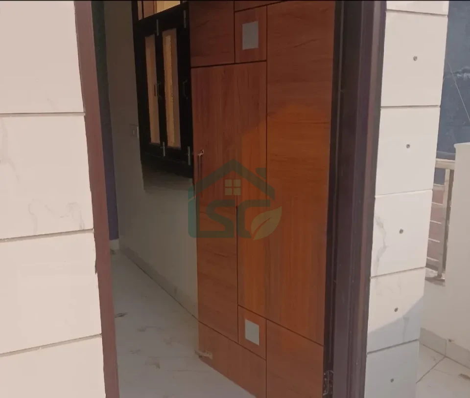 Aman PG in Kakrola, Delhi — property photo 2