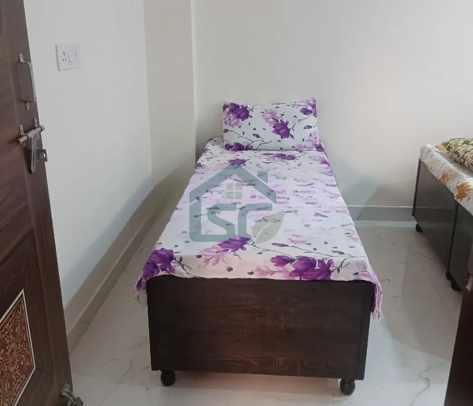 Aman PG in Kakrola, Delhi — property photo 3