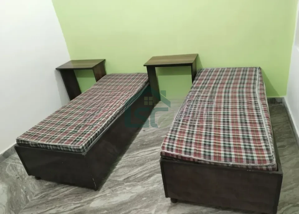 Aman PG in Kakrola, Delhi — property photo 1