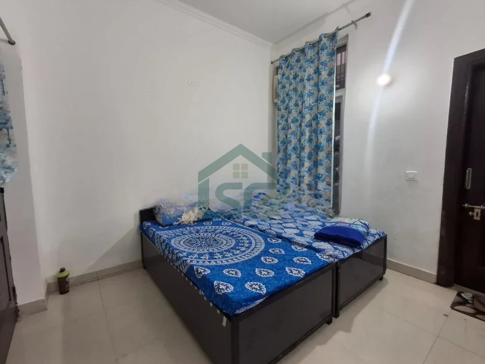Photo 2 of Neo Royal Luxery PG, Amrapali Leisure Valley, Greater Noida
