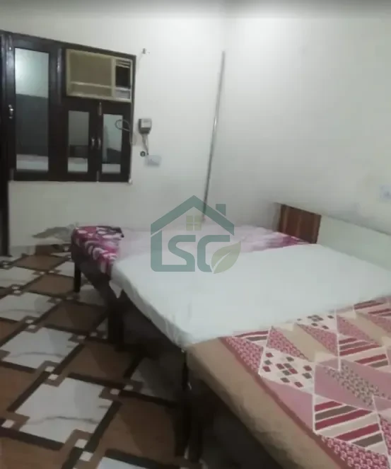 MR Residency PG FOR Boys in Sector 38, Gurugram — property photo 1