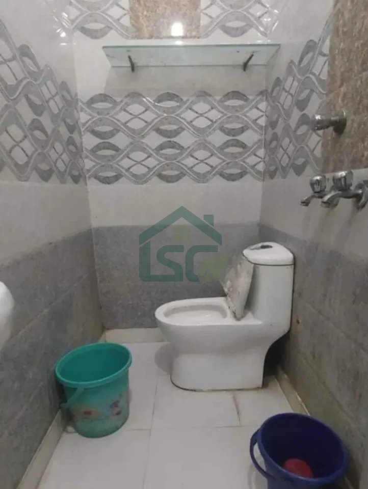 Radha girls PG in Shakarpur, Delhi — property photo 5