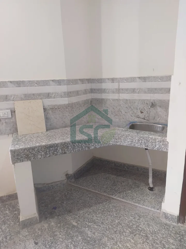 Ashok Room For Rent in Sector 66, Gurugram — property photo 3