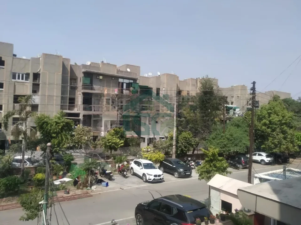 Shiv PG for Girls in Sector 33, Noida — property photo 3