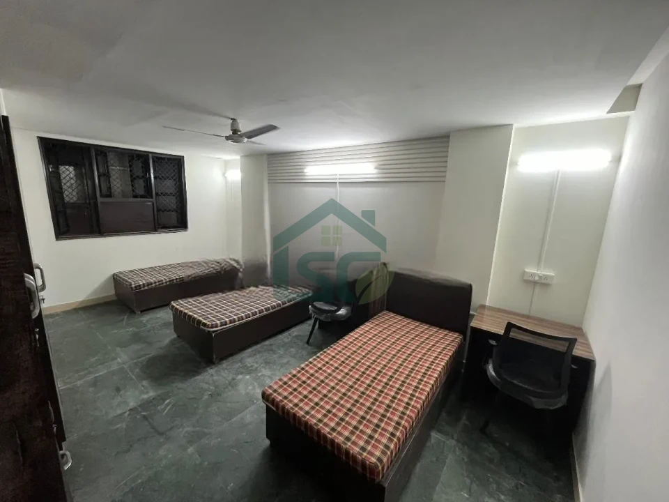 Doco Living in Rajinder Nagar, Delhi — property photo 1