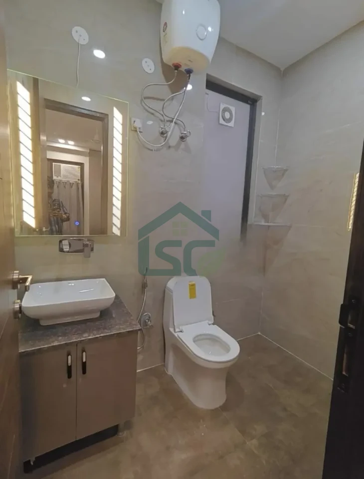 PG for girls & boys in Sector 52, Gurugram — property photo 4