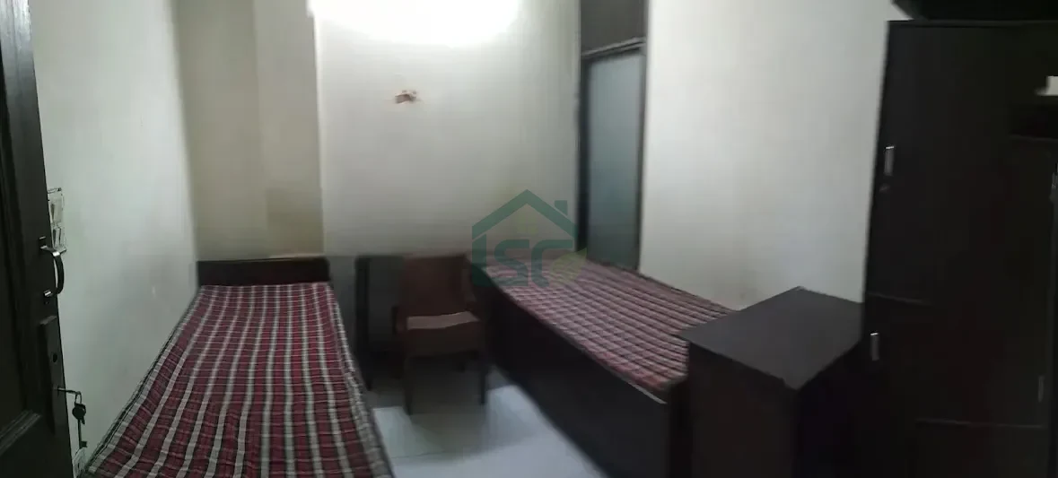 Jagtar Girls PG in Karam Pura, Delhi — property photo 1