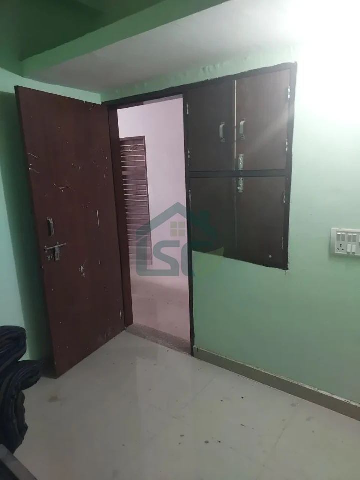 Neeraj Room For Rent in Imt Manesar, Gurugram — property photo 1