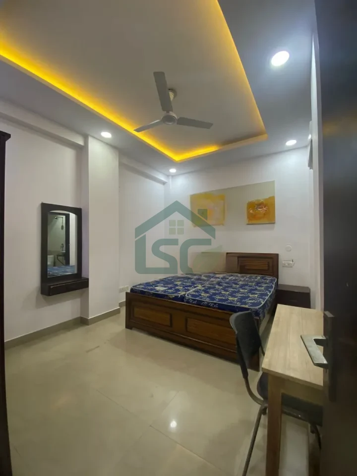 THE QUEEN'S PG in Sector 27, Noida — property photo 3