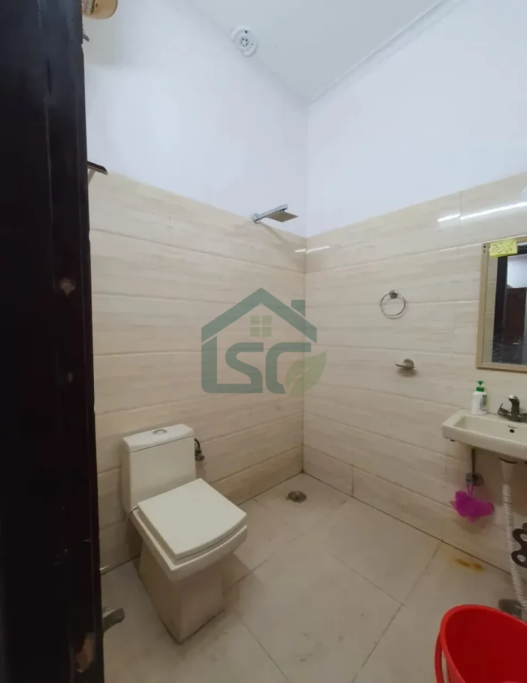 Sri Nitya Girls PG in Preet Vihar, Delhi — property photo 2