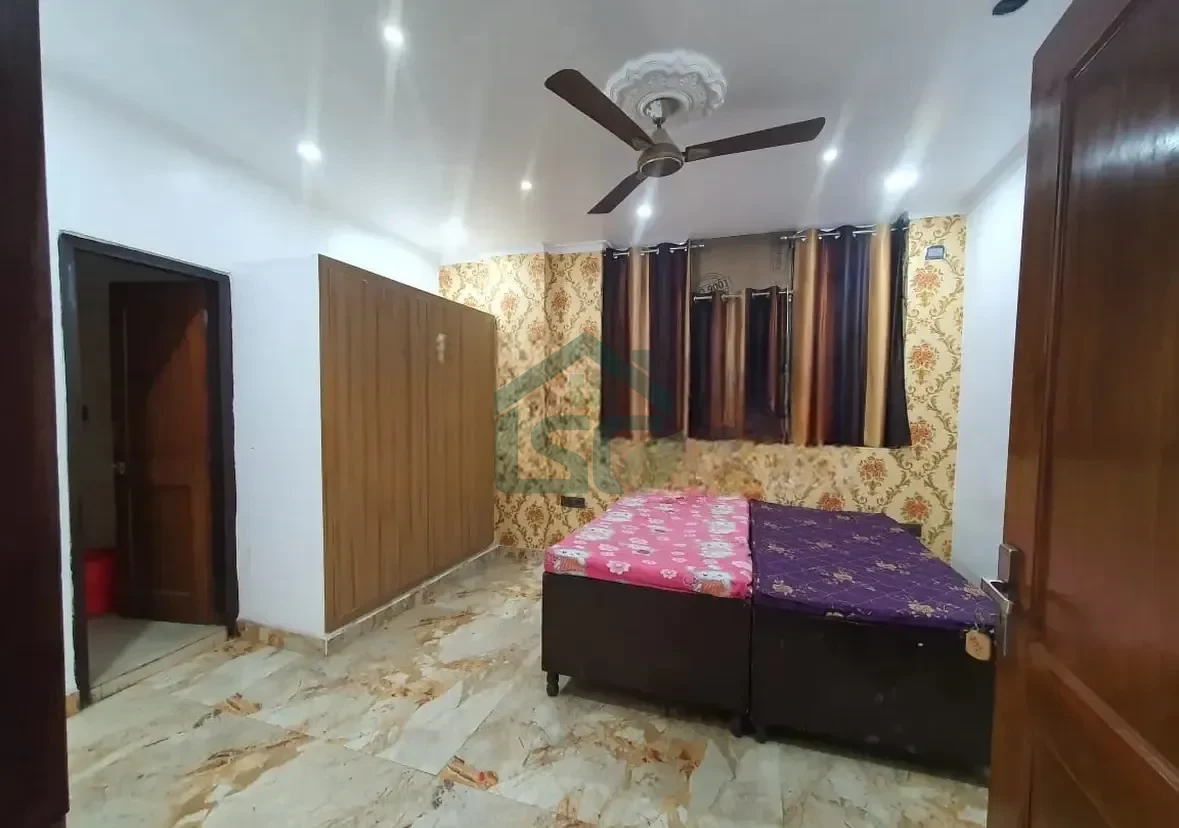 Sri Nitya Girls PG in Preet Vihar, Delhi — property photo 1