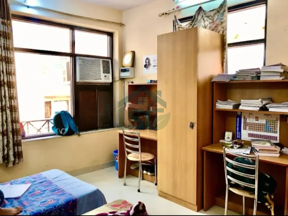 Dhingra's Boys PG in Punjabi Bagh, Delhi — property photo 3