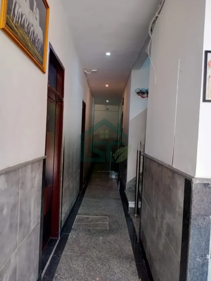 RJ 18 Premium PG in Sector 19, Gurugram — property photo 2