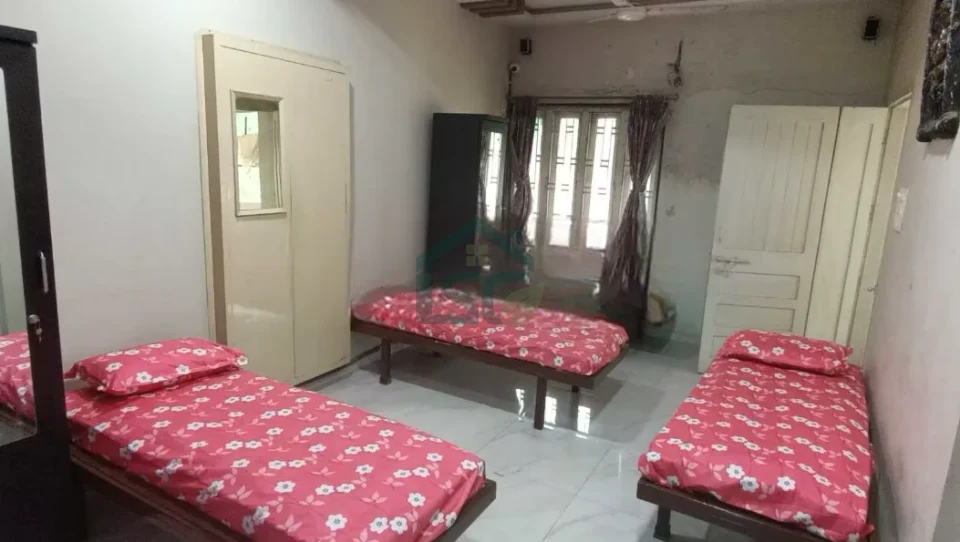 Photo 2 of Right Moov Accommodation, Gulbai Tekra, Ahmedabad