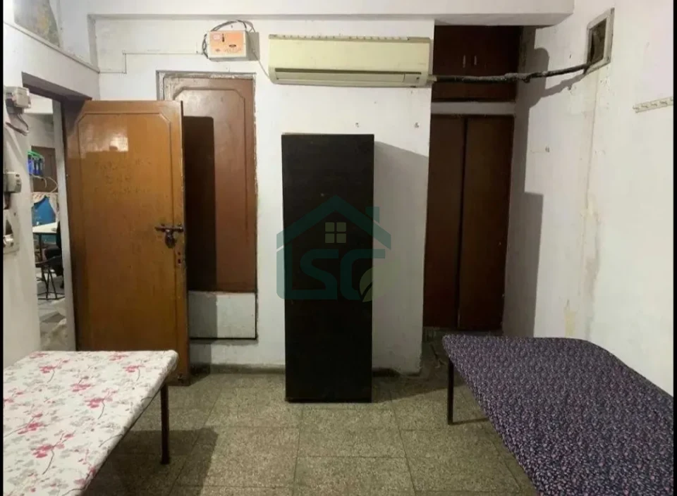 Singh PG Home in Kalkaji, Delhi — property photo 4