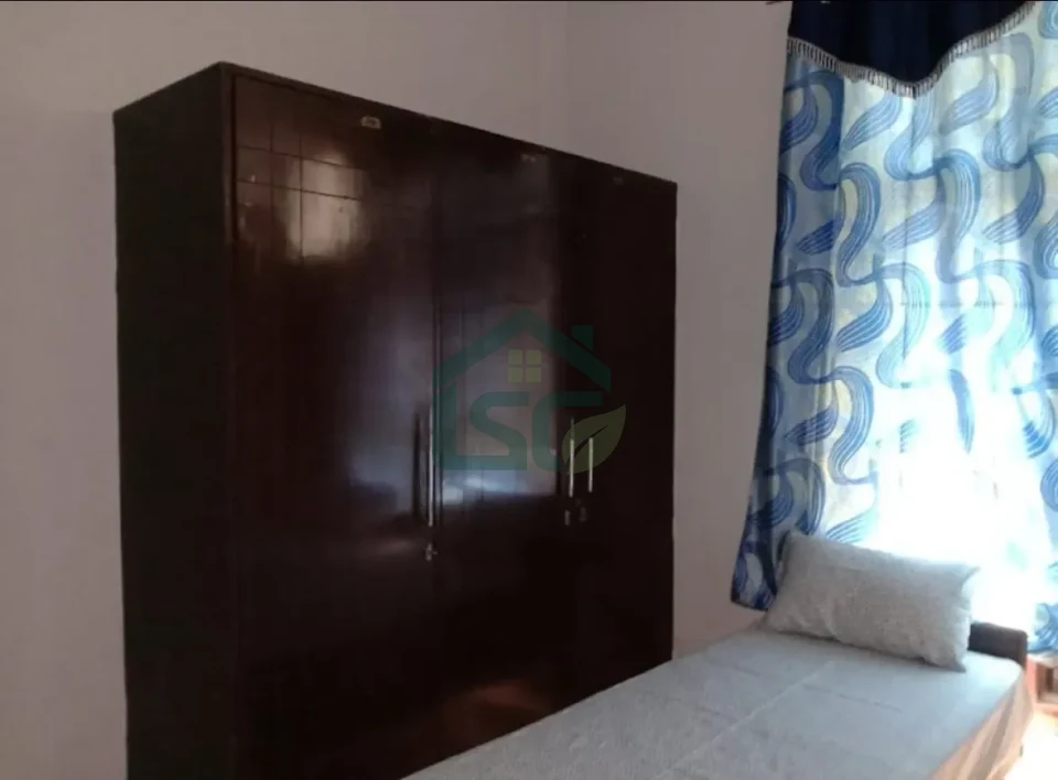 Seems PG For Girls in Punjabi Bagh, Delhi — property photo 2
