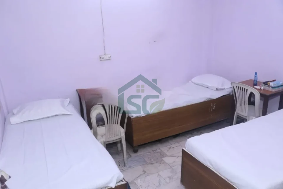 Grand New Girls PG in Laxmi Nagar, Delhi — property photo 2