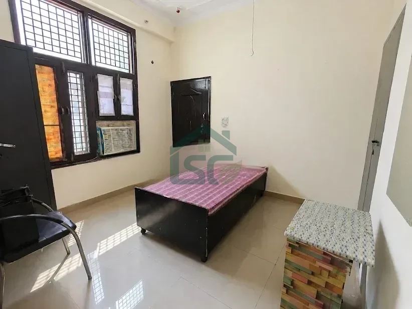 Photo 2 of Townhouse Girls PG, Sector 50, Noida