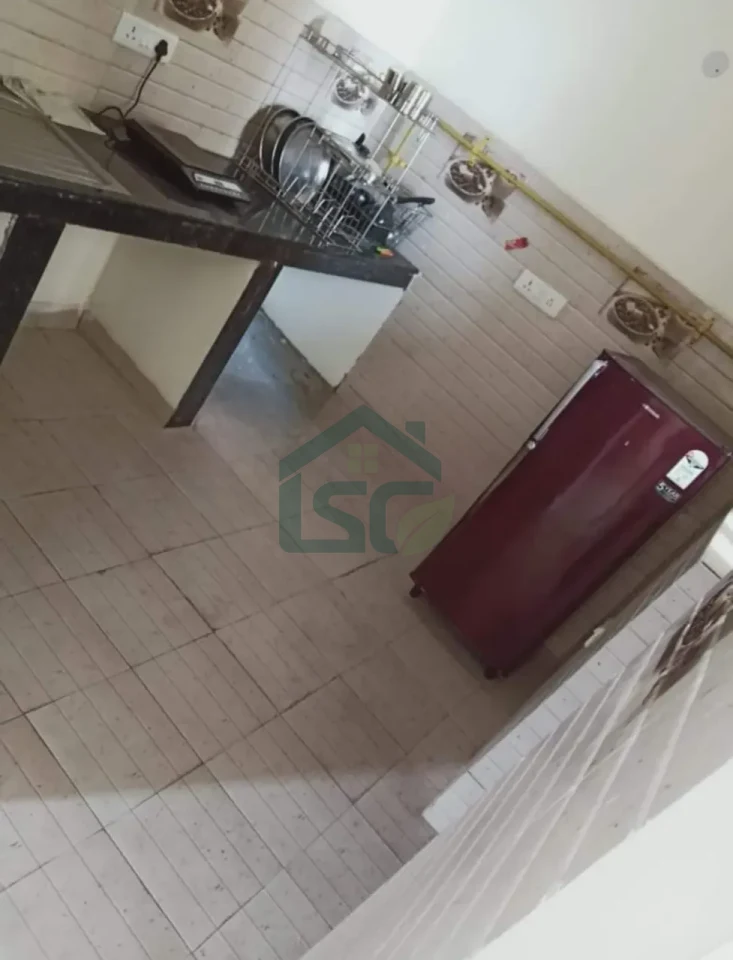 Gupta PG Boys in Chirag Dilli, Delhi — property photo 4
