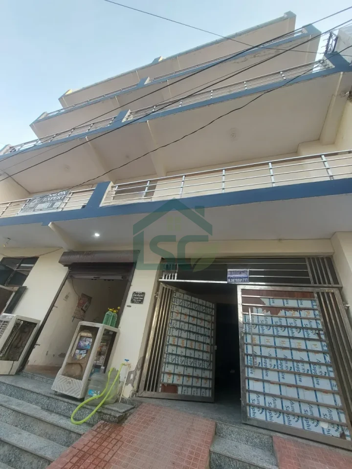 Sushant Room For Rent in Sector 95, Gurugram — property photo 2