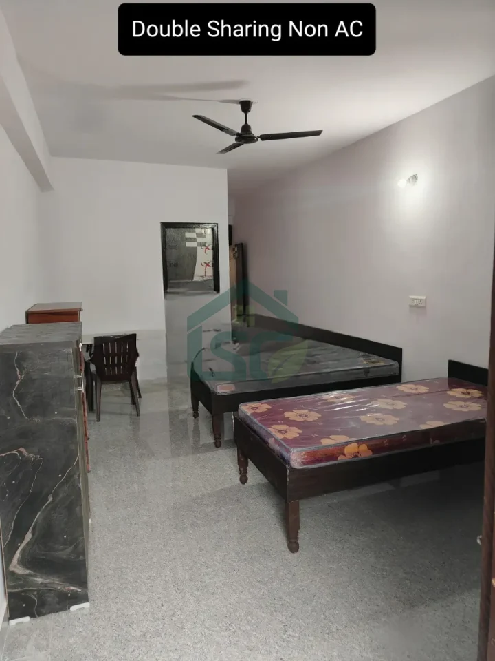 Shri Krishna PG for Boys and Girls in Sector 35, Noida — property photo 5