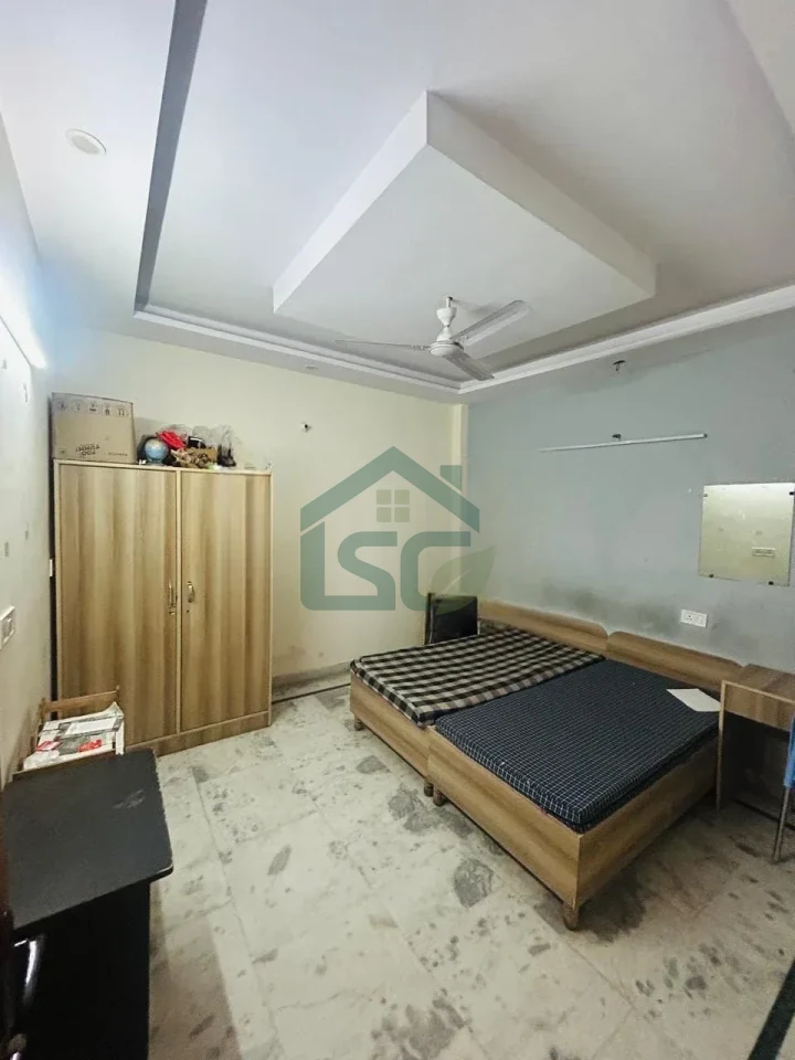 Photo 5 of YUG Niwas PG, Kamla Nagar, Delhi