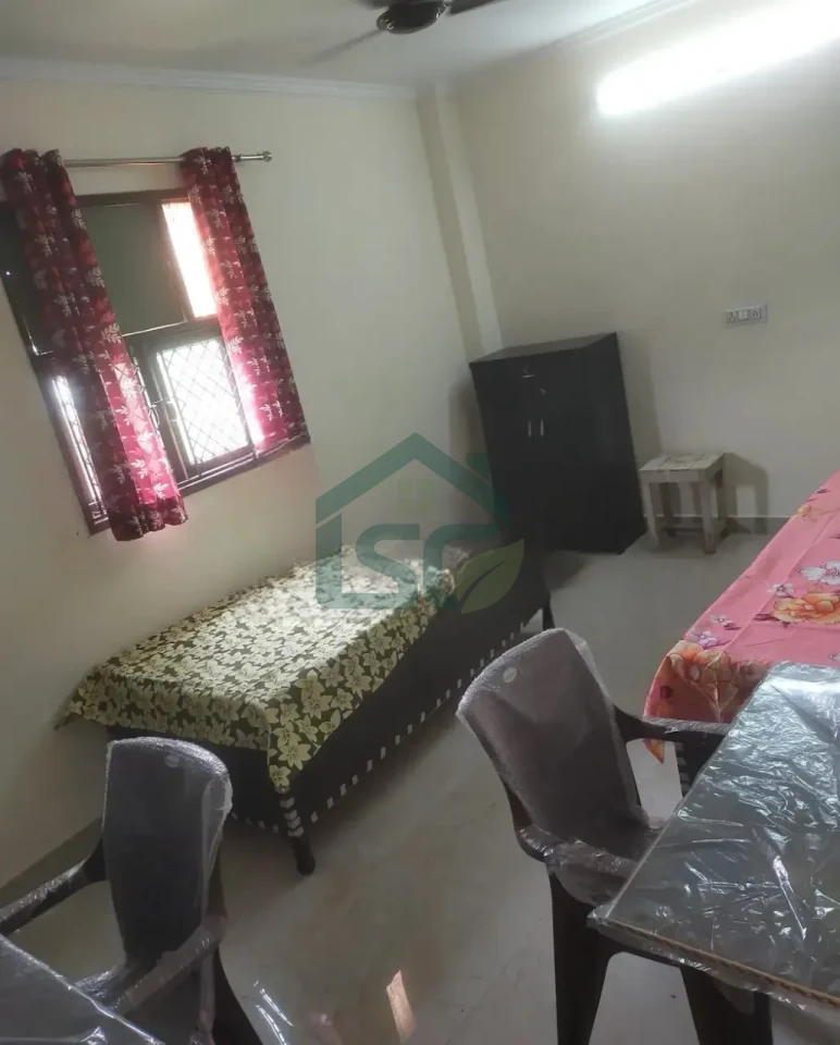 Boys Balaji PG In Chirag Delhi in Chirag Dilli, Delhi — property photo 2