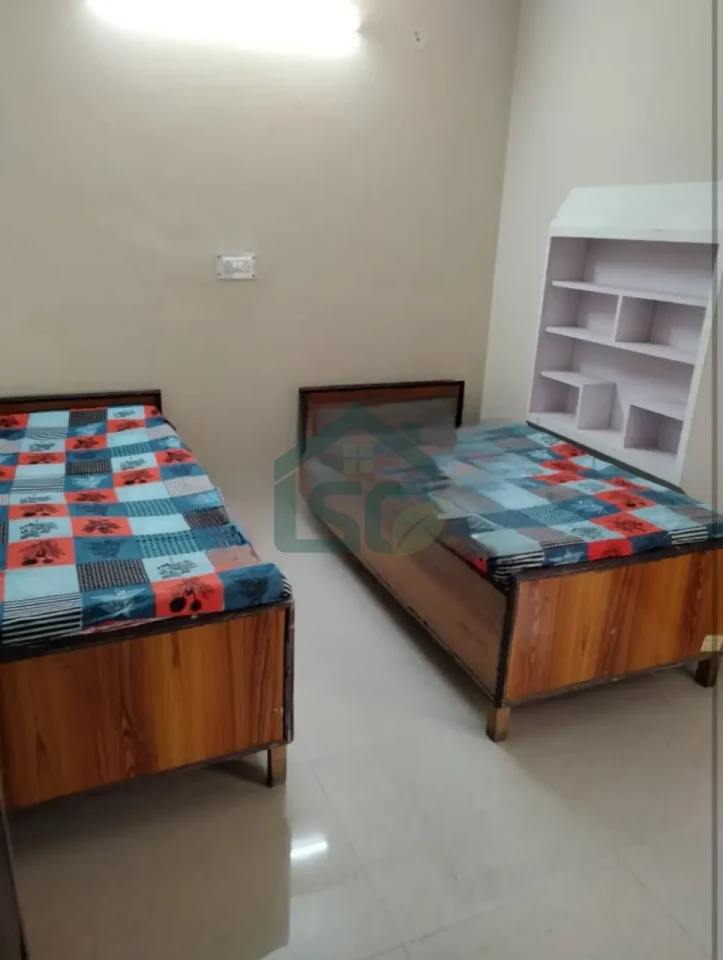 Girls PG In Naraina in Naraina, Delhi — property photo 5