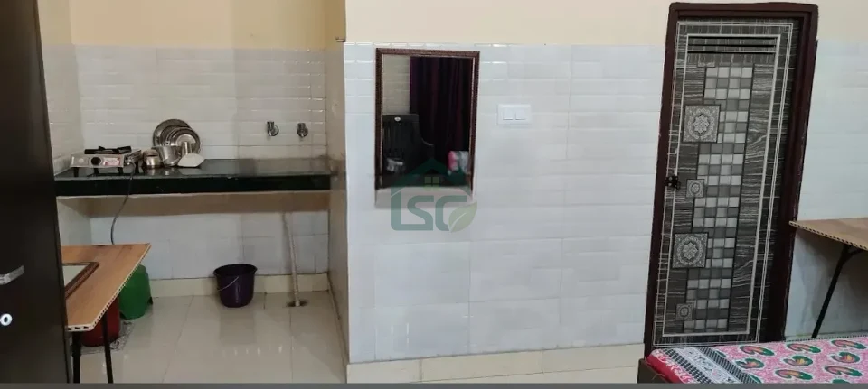 Deep PG For Girls in Shalimar Bagh, Delhi — property photo 2