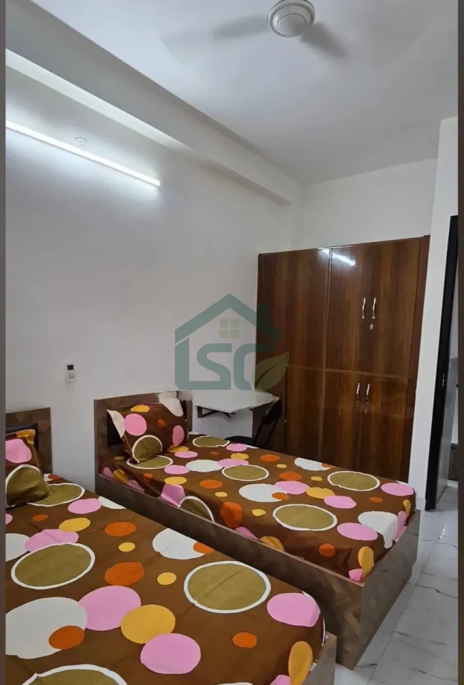 Sweet Villa- Luxury PG in New Ashok Nagar, Delhi — property photo 4