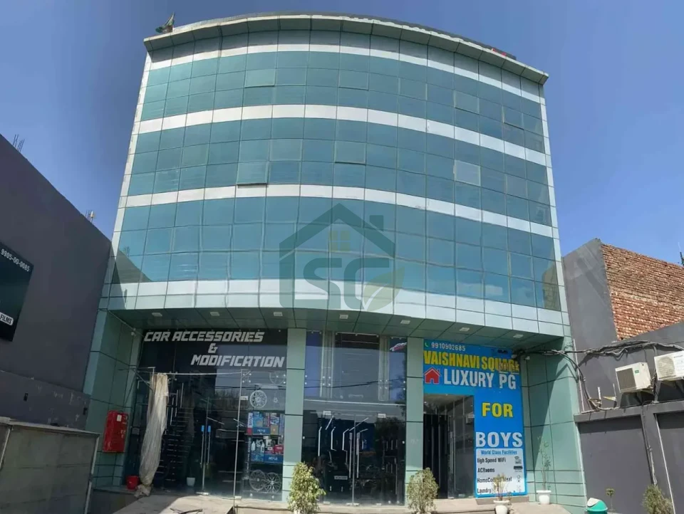 Vaishnavi square luxury PG in Sector 74A, Gurugram — property photo 2