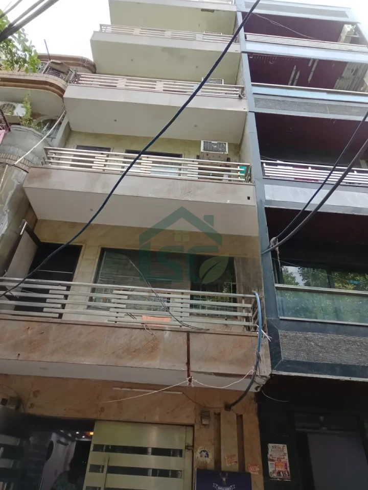 Triwe living girl PG in Vijay Nagar, Delhi — property photo 1