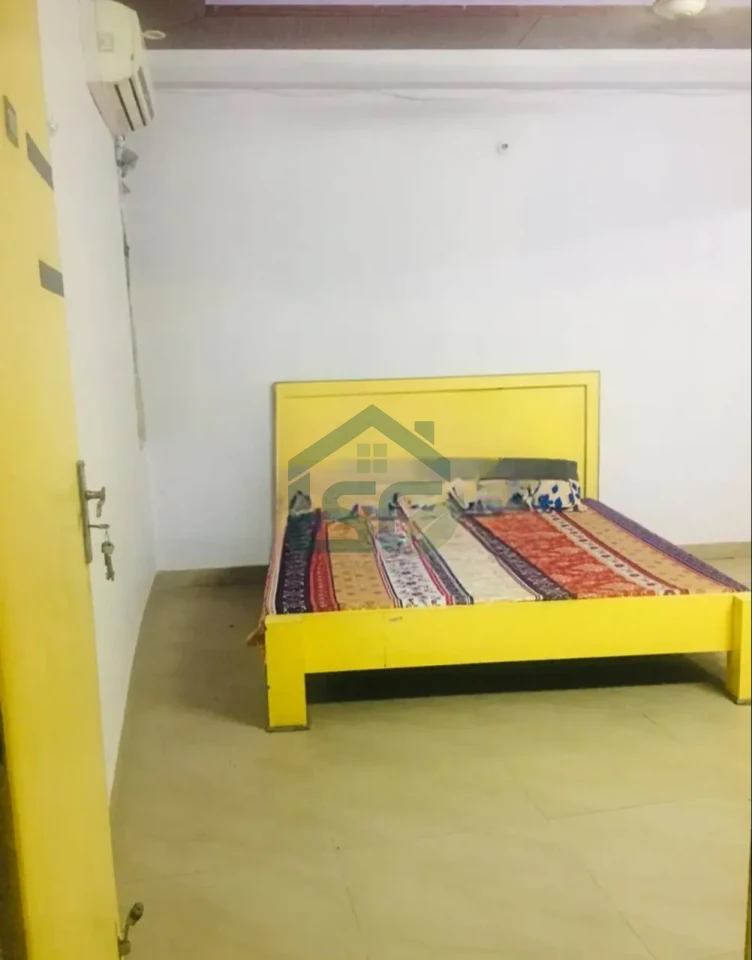 Great PG For Boys and Girls in Sector 17, Gurugram — property photo 1