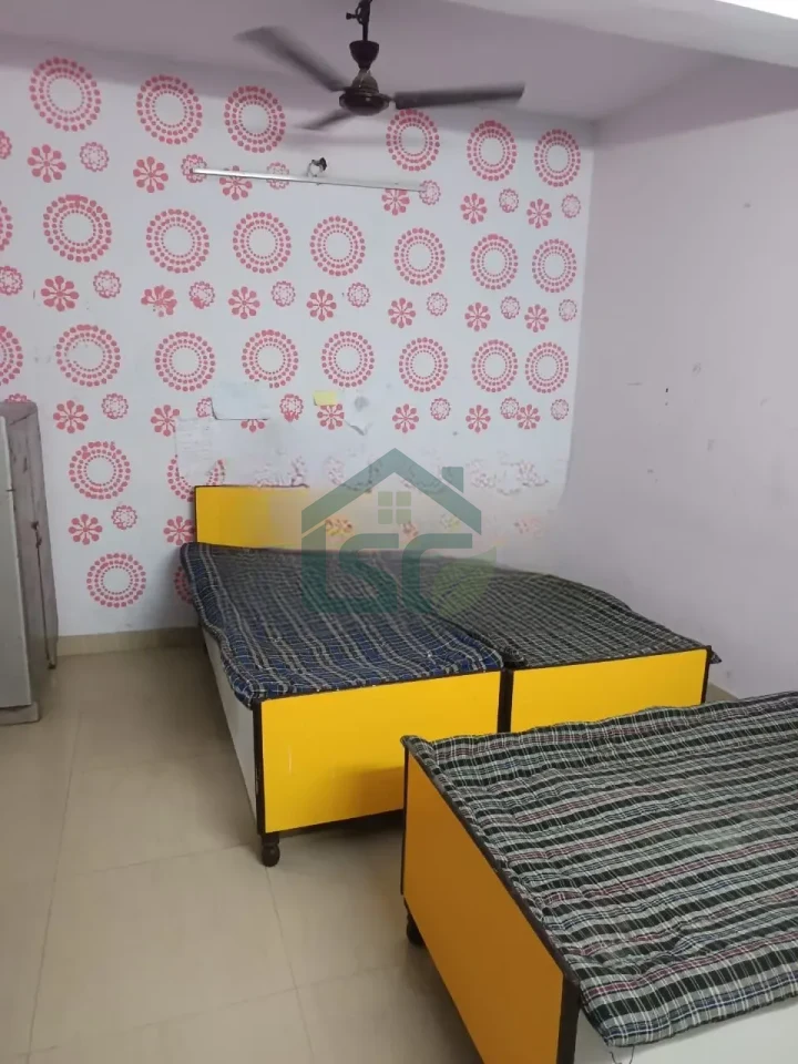 Book My Bed girls PG in South Extension I, Delhi — property photo 1