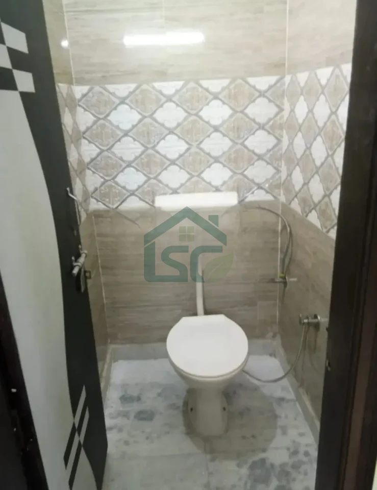Umbrella Girls Hostal in Mansarover Garden, Delhi — property photo 5