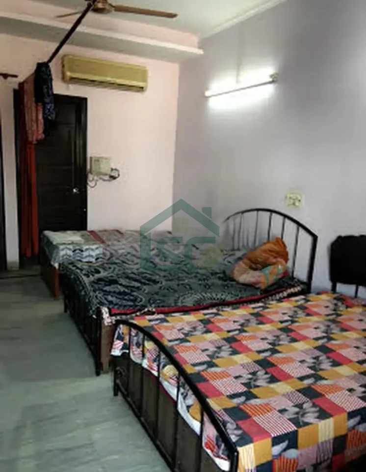 Umbrella Girls Hostal in Mansarover Garden, Delhi — property photo 3