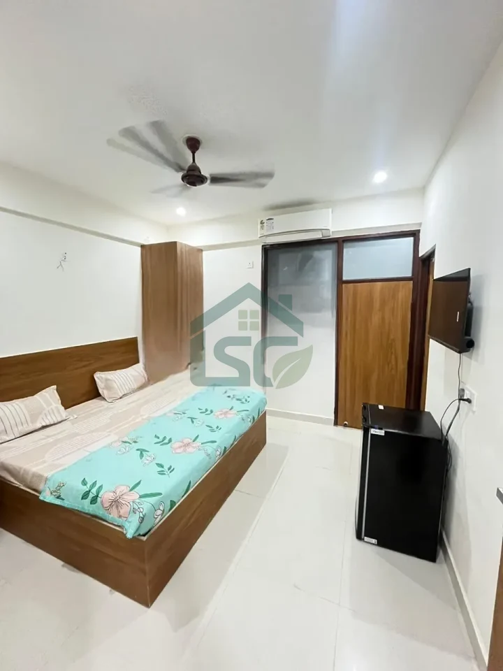 Cozy Rooms in Sector 48, Gurugram — property photo 2